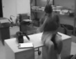 une video de surveillance montre ma secretaire se masturber